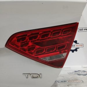 FAROLIM DIREITO BRANCO AUDI A5 B8 SPORTBACK 2.0TDI ANO: 2011