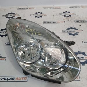 FAROL DIREITO BRANCA FIAT DOBLO II VERSAO 263 2010-2018 ANO: 2012