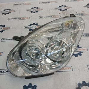 FAROL ESQUERDO BRANCA FIAT DOBLO II VERSAO 263 2010-2018 ANO: 2012